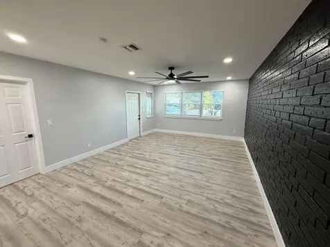 118 SW 7th Street Delray Beach FL 33444