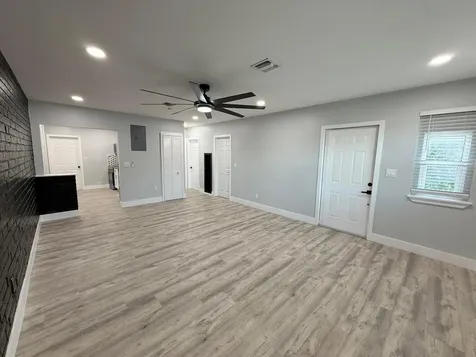 118 SW 7th Street Delray Beach FL 33444