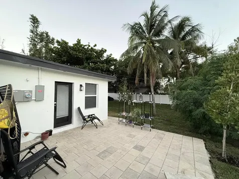 118 SW 7th Street Delray Beach FL 33444