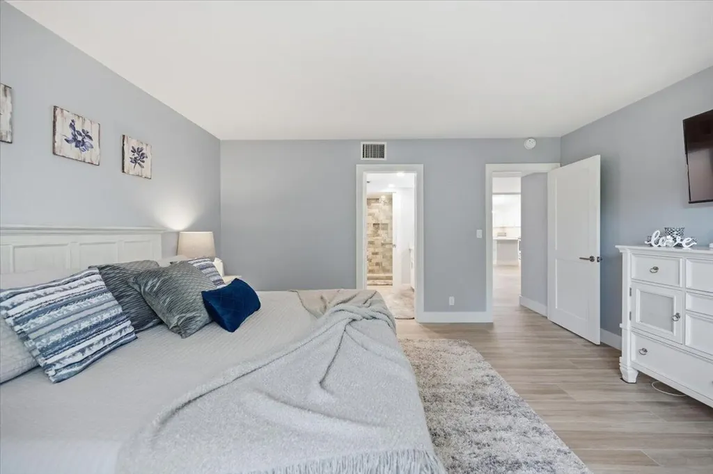 300 N Highway A1a Jupiter FL 33477