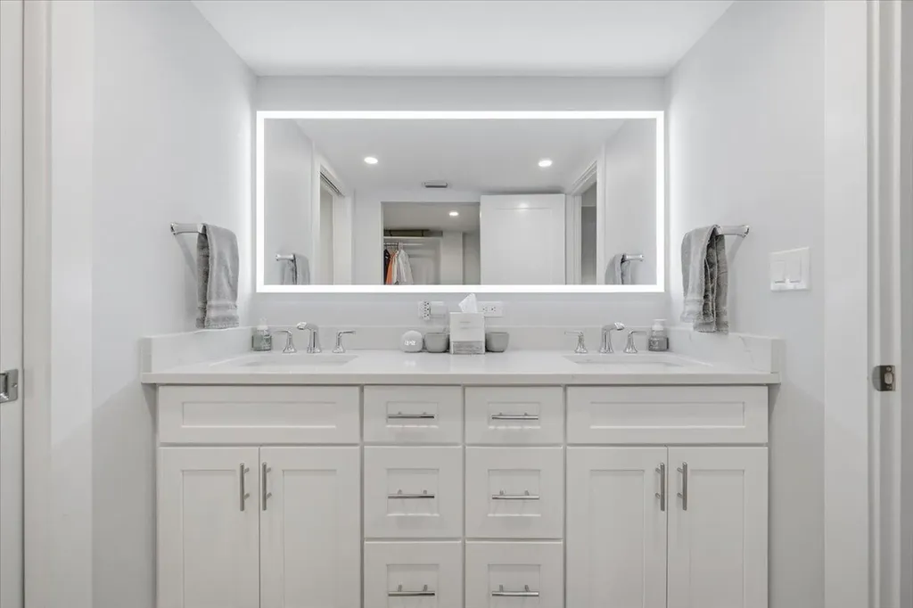 300 N Highway A1a Jupiter FL 33477