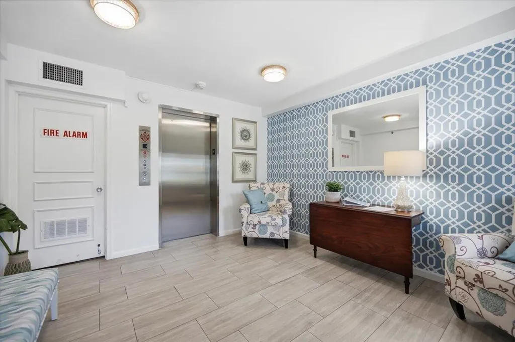 300 N Highway A1a Jupiter FL 33477