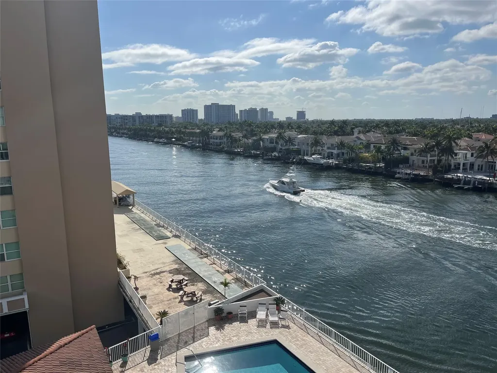 1400 S Ocean Drive Hollywood FL 33019
