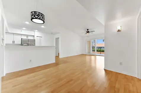 140 Yacht Club Way Hypoluxo FL 33462