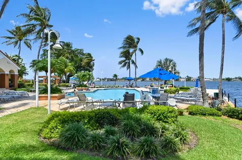140 Yacht Club Way Hypoluxo FL 33462