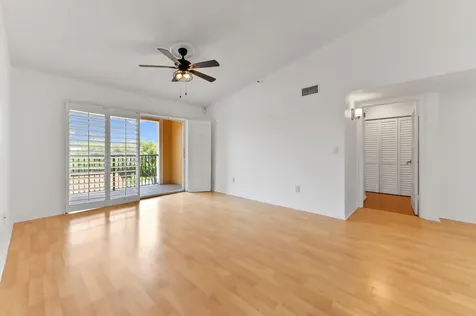 140 Yacht Club Way Hypoluxo FL 33462