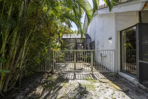 9875 Erica Court Boca Raton FL 33496