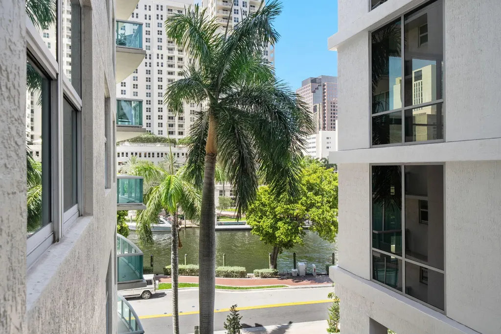 347 N New River Drive E Fort Lauderdale FL 33301