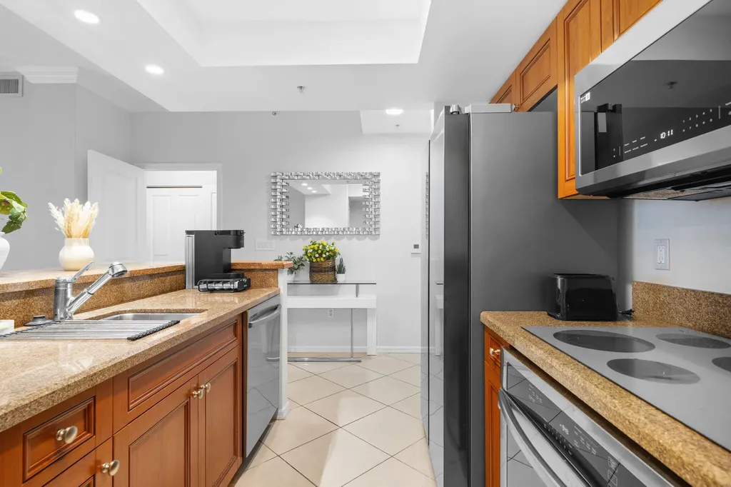 347 N New River Drive E Fort Lauderdale FL 33301