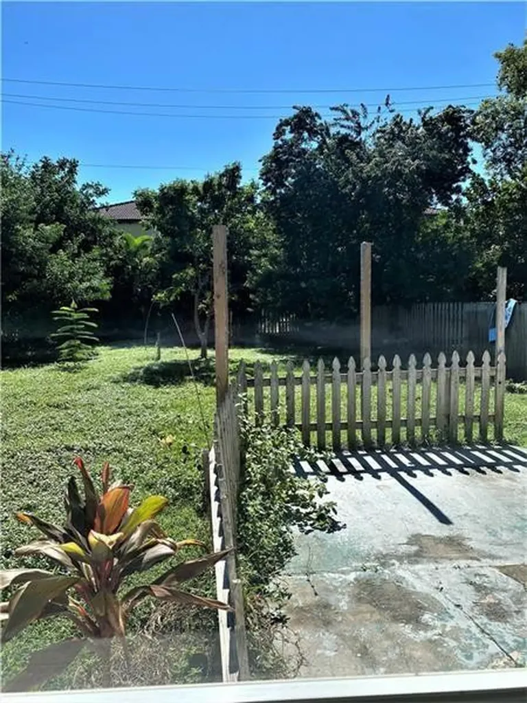 84 Palamino Circle Boca Raton FL 33487