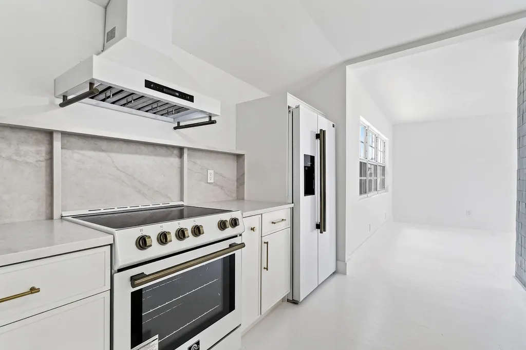 1201 N Ocean Breeze Lake Worth Beach FL 33460