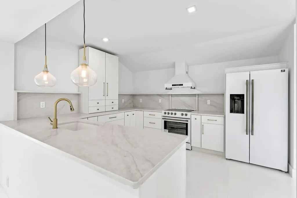 1201 N Ocean Breeze Lake Worth Beach FL 33460