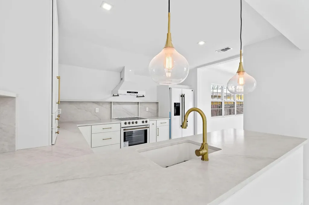 1201 N Ocean Breeze Lake Worth Beach FL 33460