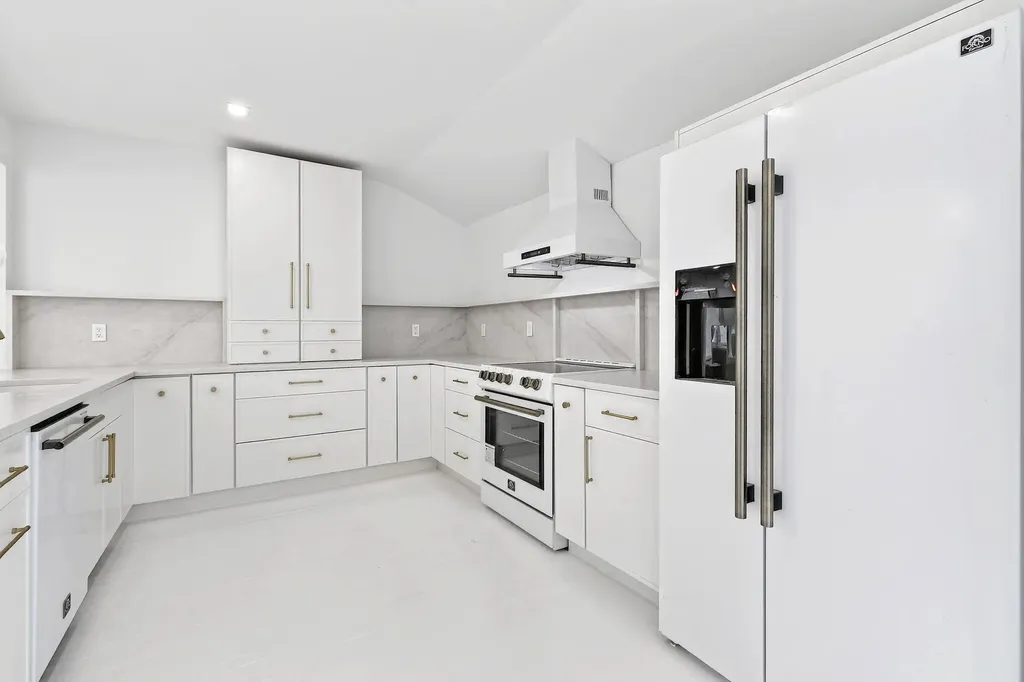 1201 N Ocean Breeze Lake Worth Beach FL 33460
