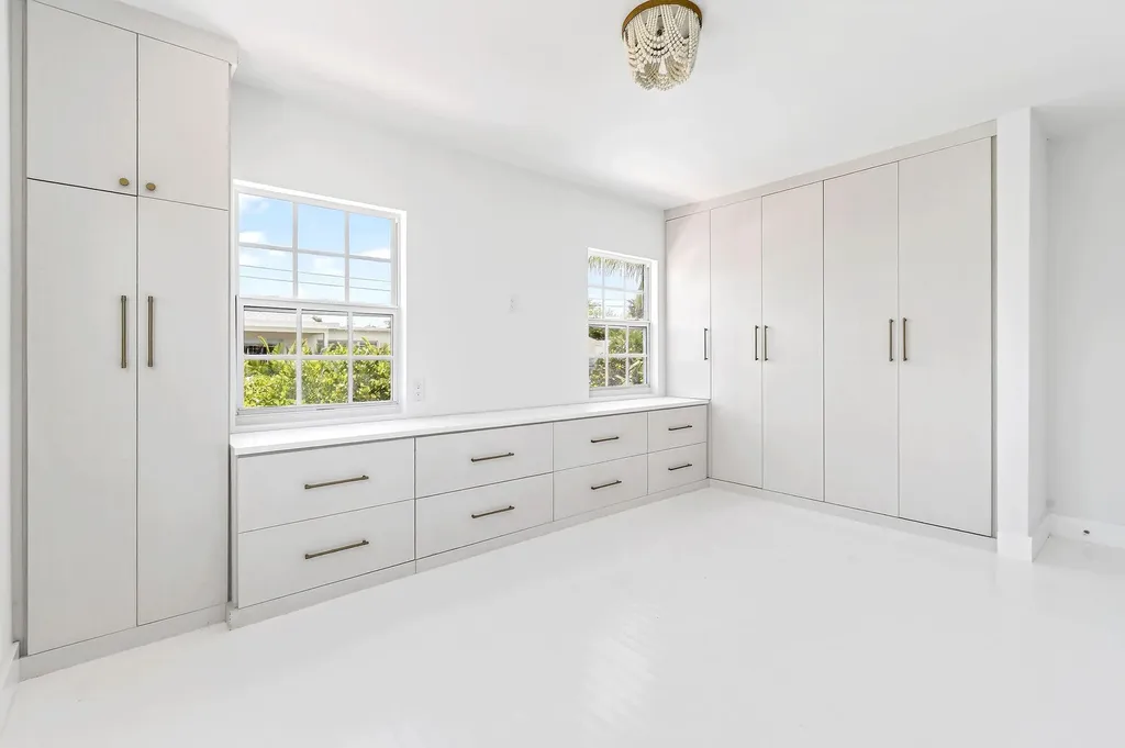 1201 N Ocean Breeze Lake Worth Beach FL 33460
