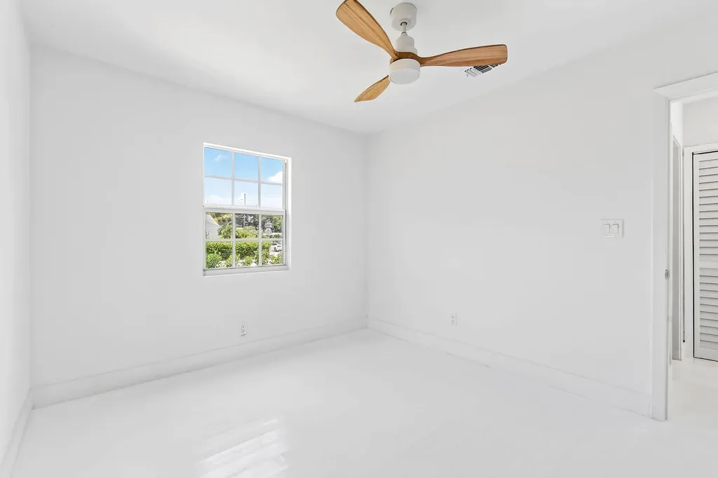 1201 N Ocean Breeze Lake Worth Beach FL 33460