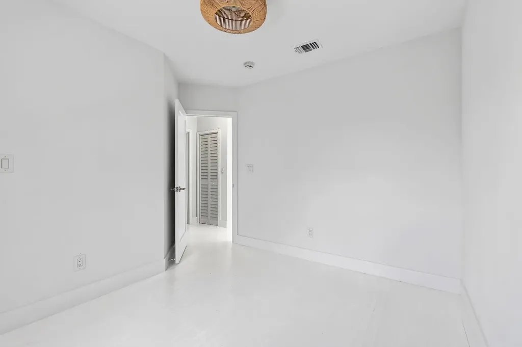 1201 N Ocean Breeze Lake Worth Beach FL 33460