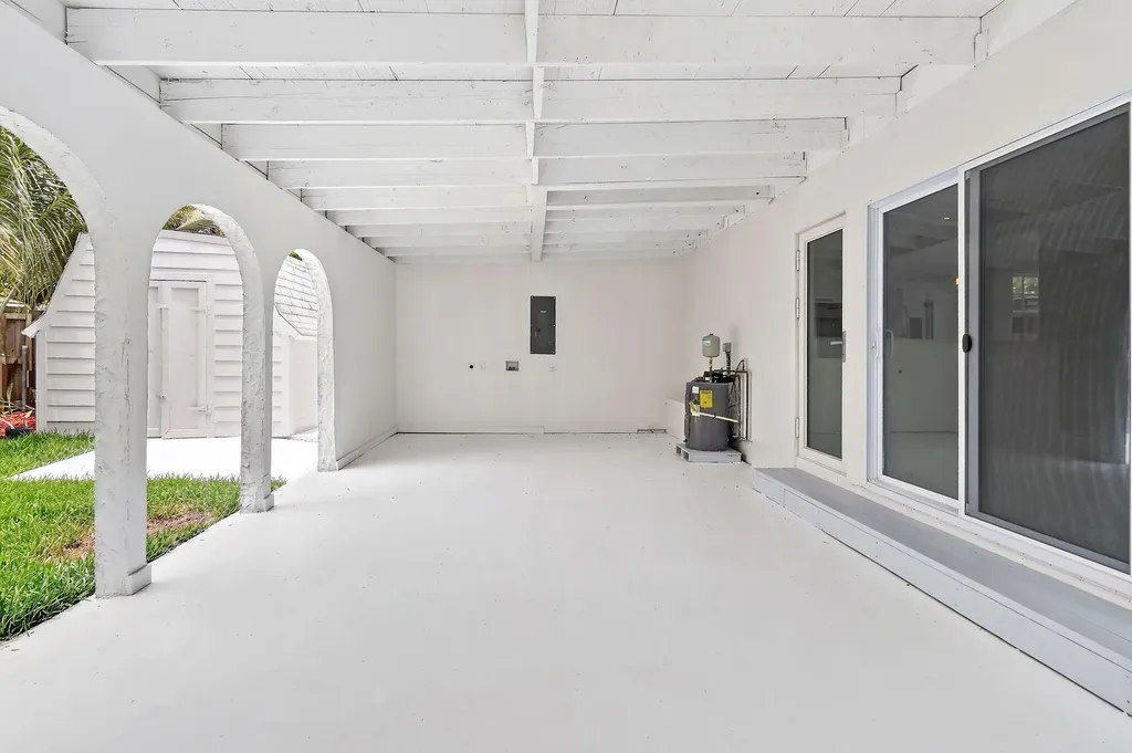 1201 N Ocean Breeze Lake Worth Beach FL 33460
