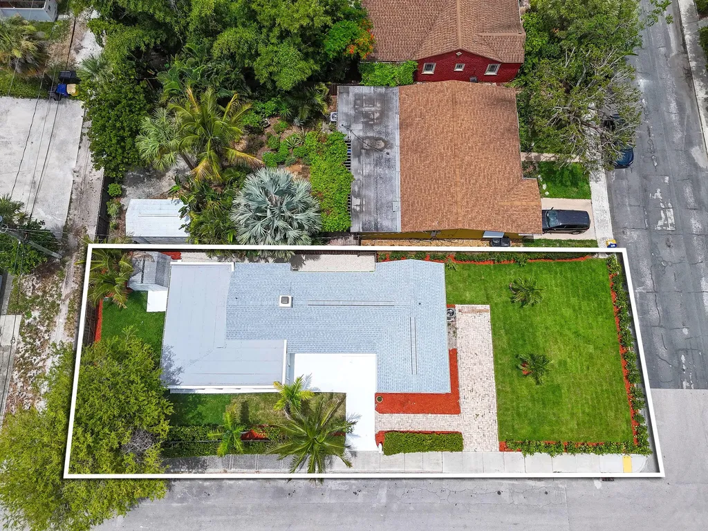 1201 N Ocean Breeze Lake Worth Beach FL 33460