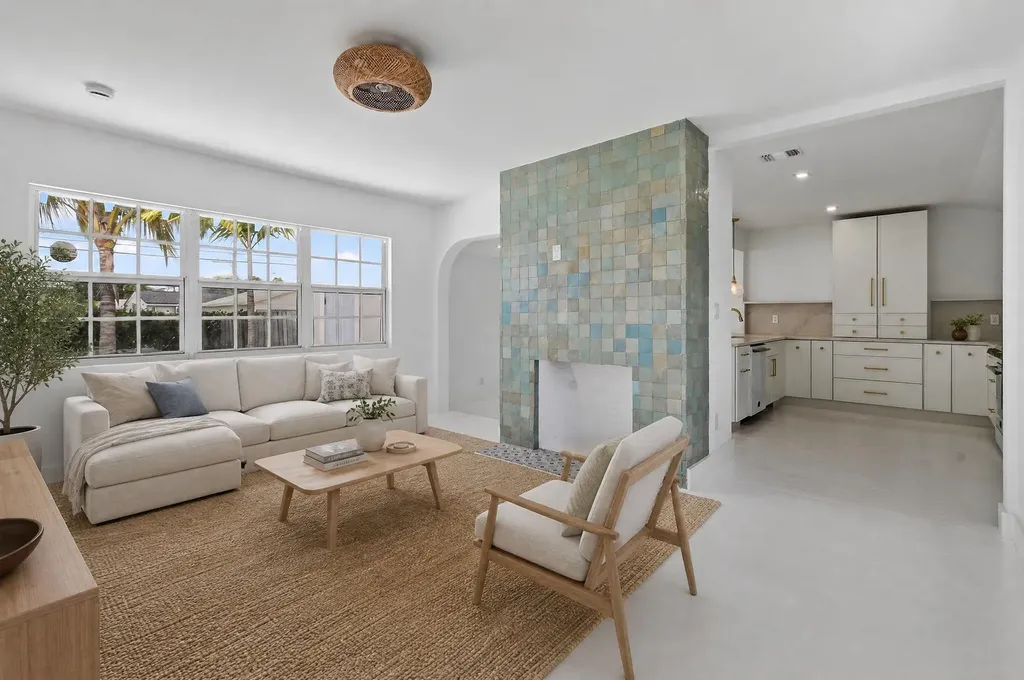 1201 N Ocean Breeze Lake Worth Beach FL 33460
