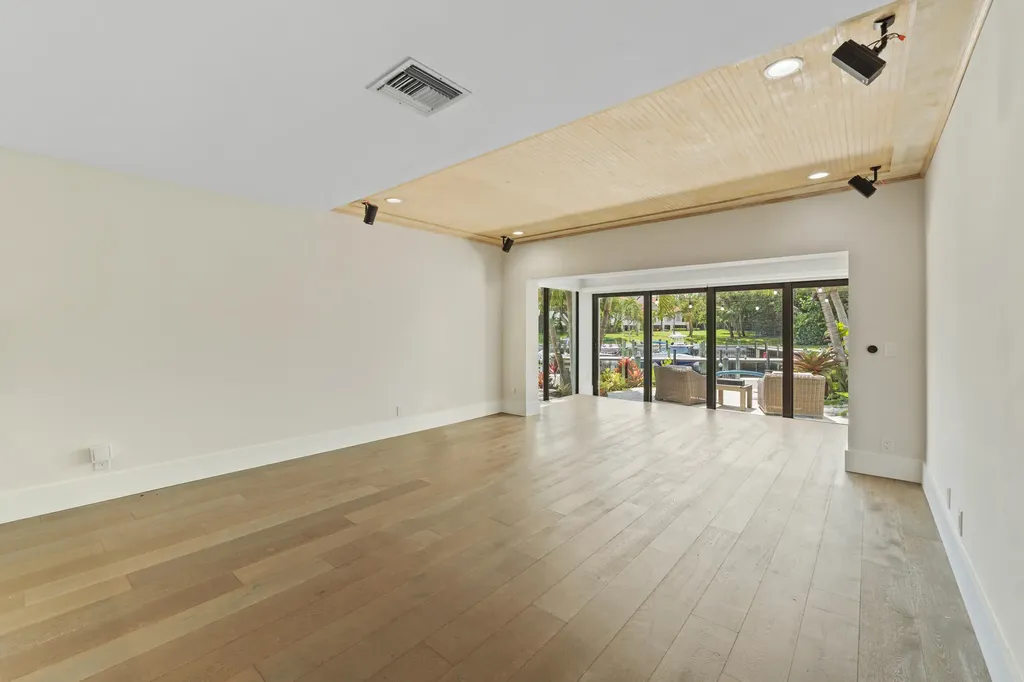 2359 Treasure Isle Drive Palm Beach Gardens FL 33410