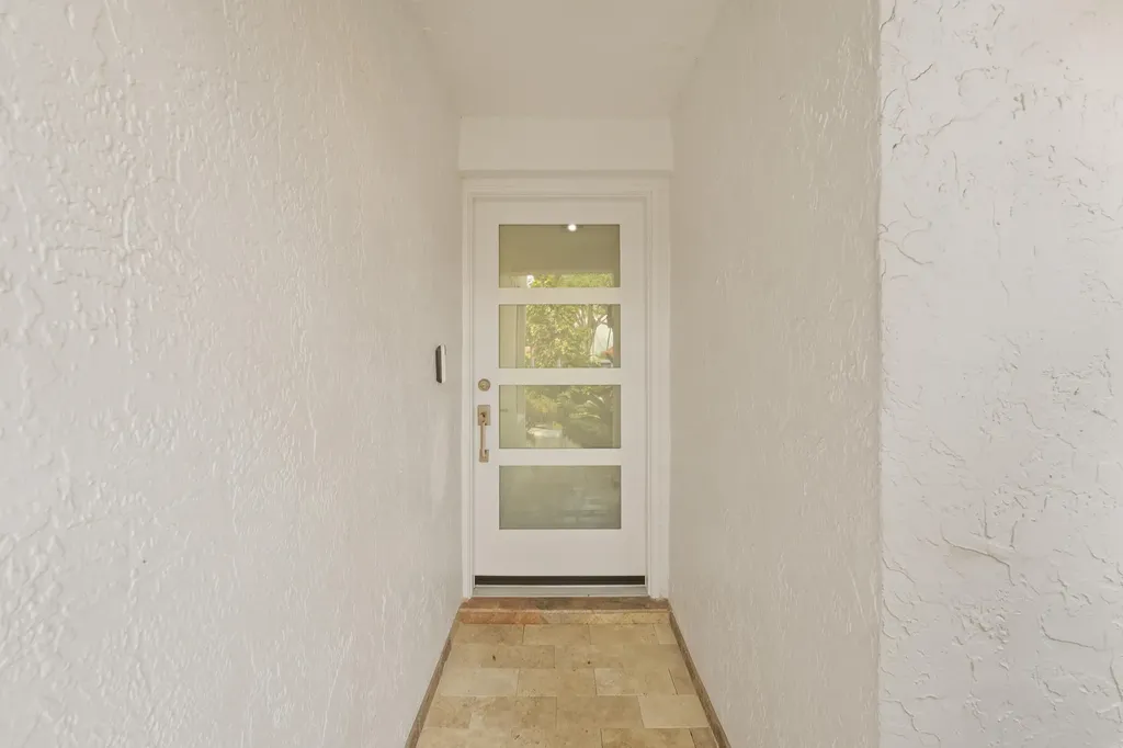 2359 Treasure Isle Drive Palm Beach Gardens FL 33410