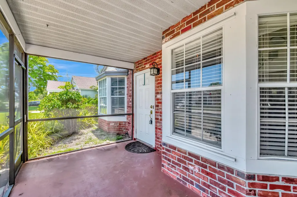 5048 Brian Boulevard Boynton Beach FL 33472