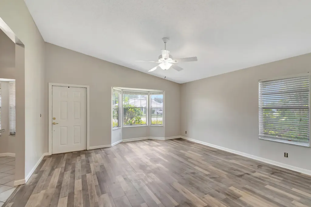 5048 Brian Boulevard Boynton Beach FL 33472