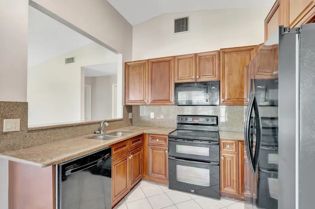 5048 Brian Boulevard Boynton Beach FL 33472