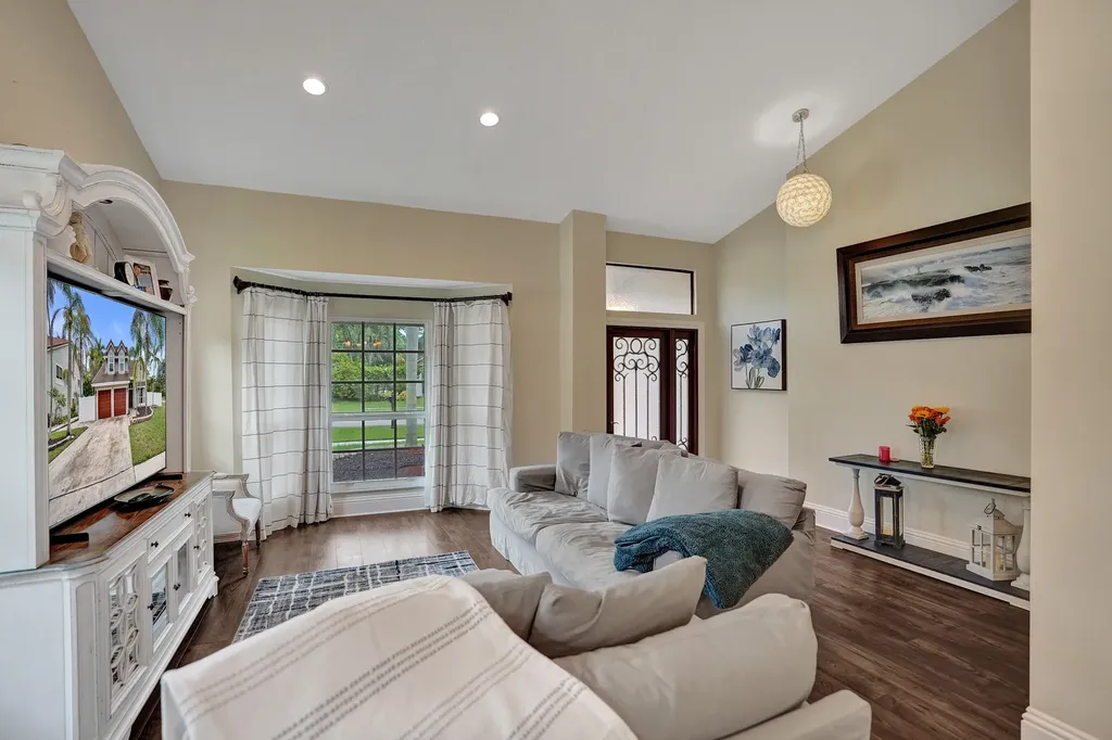 6400 NW 57th Lane Parkland FL 33067