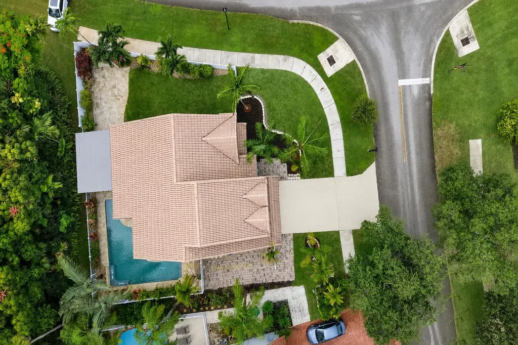 6400 NW 57th Lane Parkland FL 33067