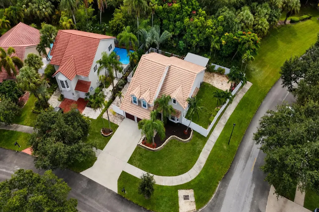 6400 NW 57th Lane Parkland FL 33067