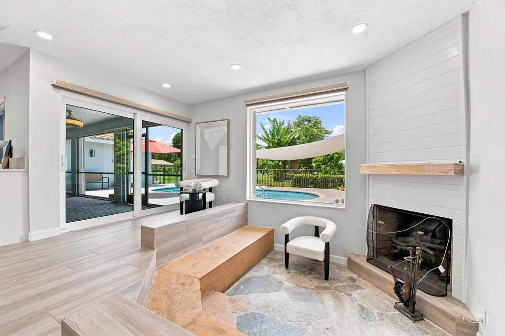 11440 NW 30th Street Coral Springs FL 33065
