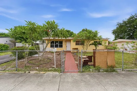 3441 NW 169th Terrace Miami Gardens FL 33056