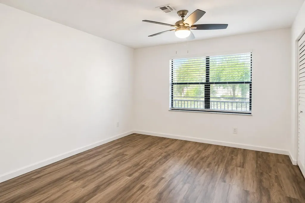 1363 NW 94th Way Coral Springs FL 33071