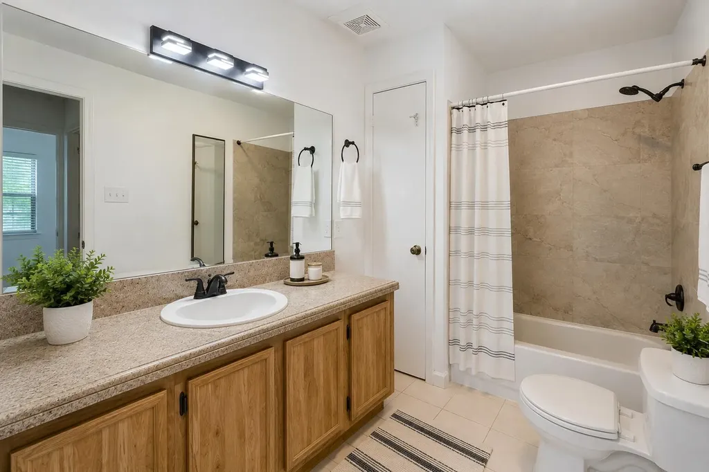 1363 NW 94th Way Coral Springs FL 33071