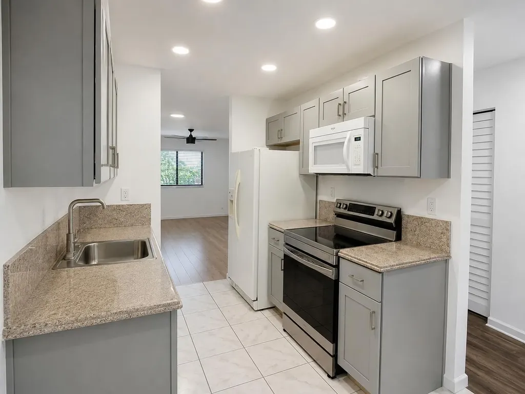 1363 NW 94th Way Coral Springs FL 33071