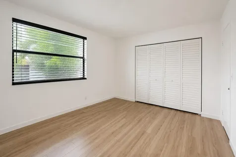 1363 NW 94th Way Coral Springs FL 33071