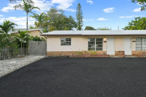 8401 SE Sunset Street Hobe Sound FL 33455
