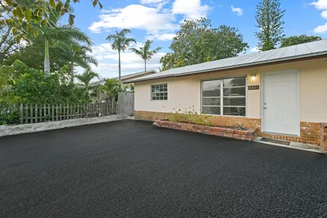 8401 SE Sunset Street Hobe Sound FL 33455