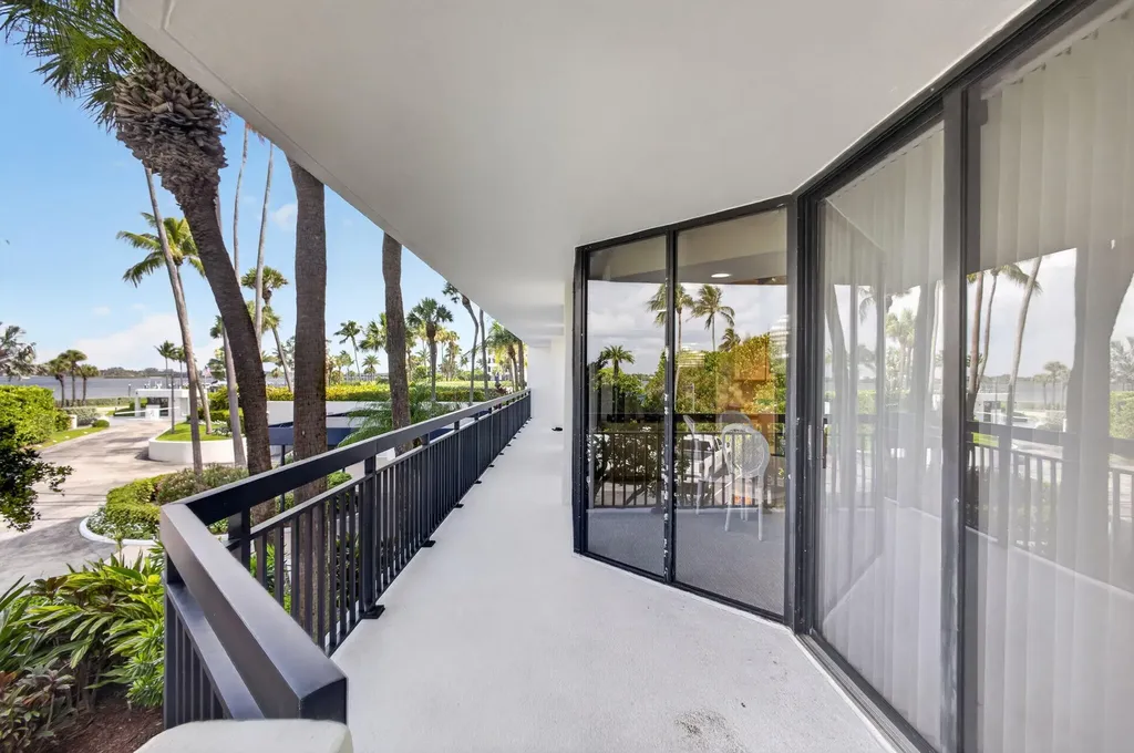 3140 S Ocean Boulevard Palm Beach FL 33480