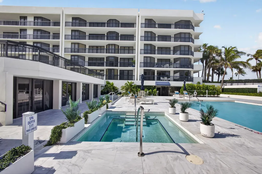 3140 S Ocean Boulevard Palm Beach FL 33480