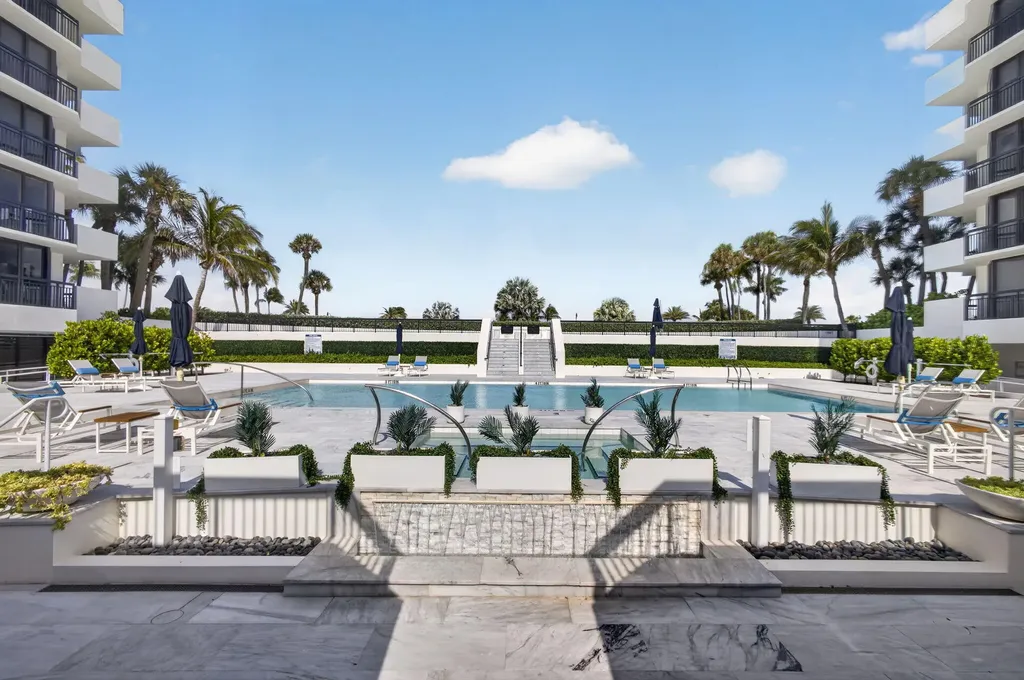 3140 S Ocean Boulevard Palm Beach FL 33480