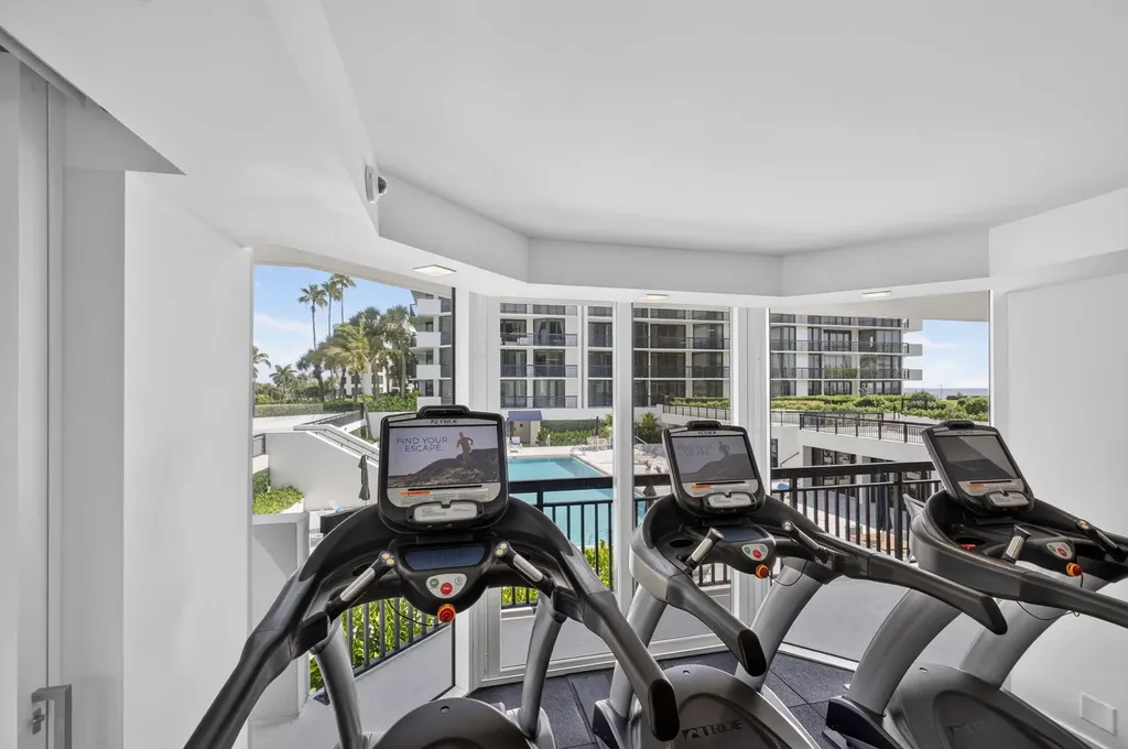 3140 S Ocean Boulevard Palm Beach FL 33480