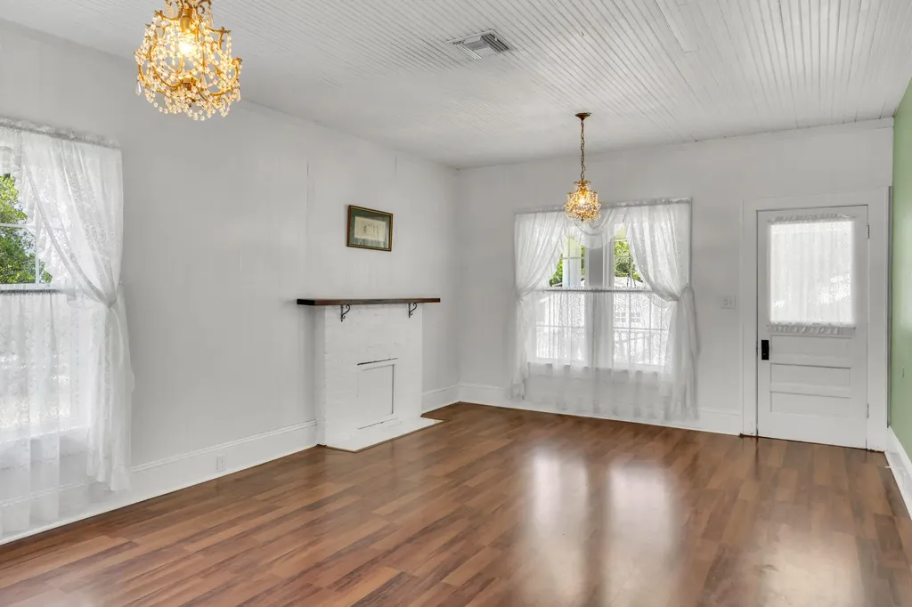 453 Bell Avenue Brooksville FL 34601