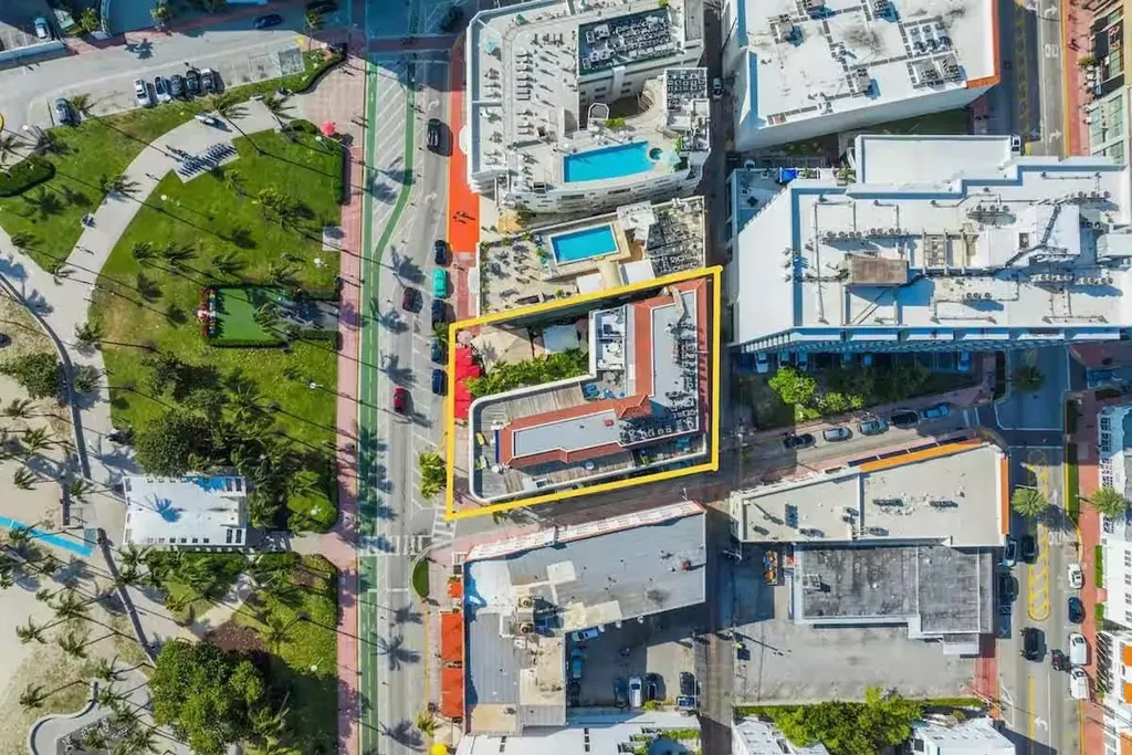 530 Ocean Drive Miami Beach FL 33139