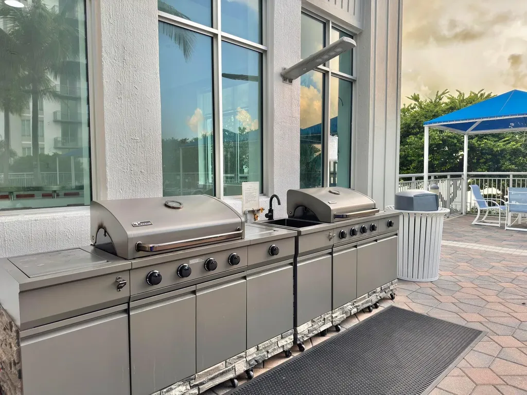 300 S Australian Avenue West Palm Beach FL 33401