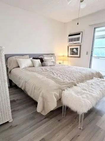54 Upminster C Deerfield Beach FL 33442