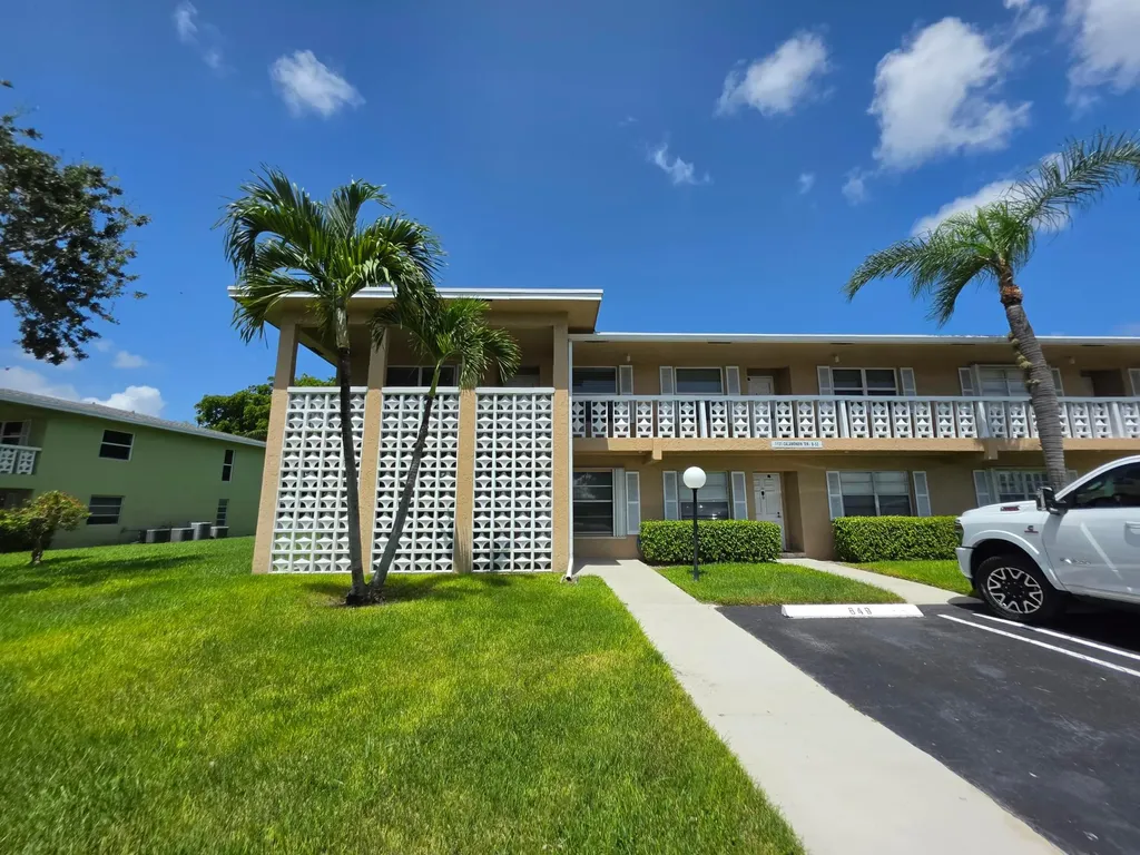 1131 Calamondin Terrace Delray Beach FL 33445