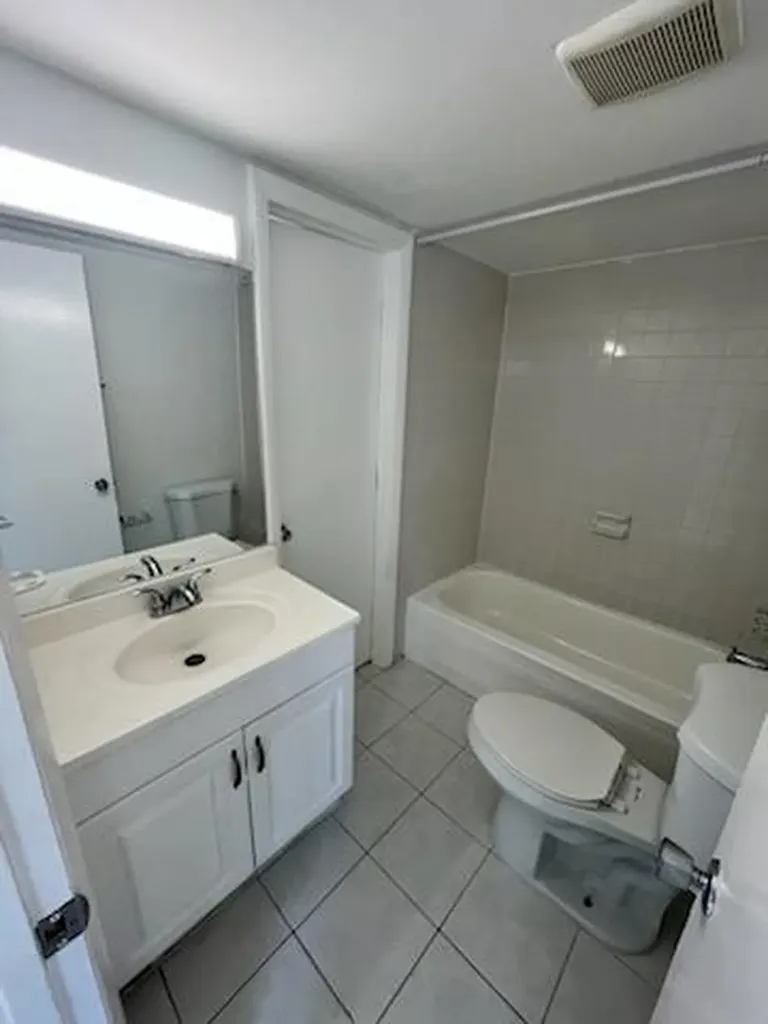 6601 SW 46th Street Davie FL 33314